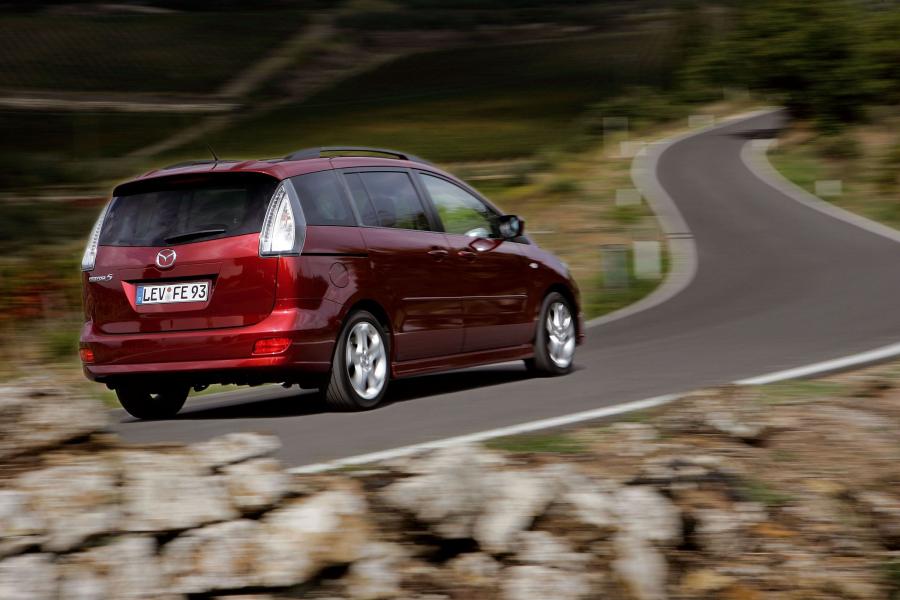  Mazda5 2006 года  (фото 29 из 129)